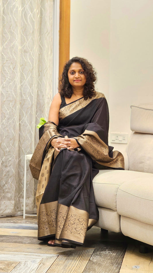 Cotton Silk Solid Black saree