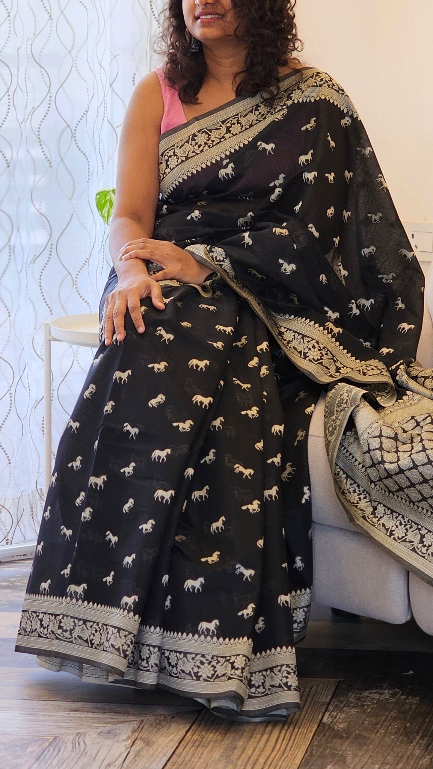 Cotton Saree with thread weaving - Black