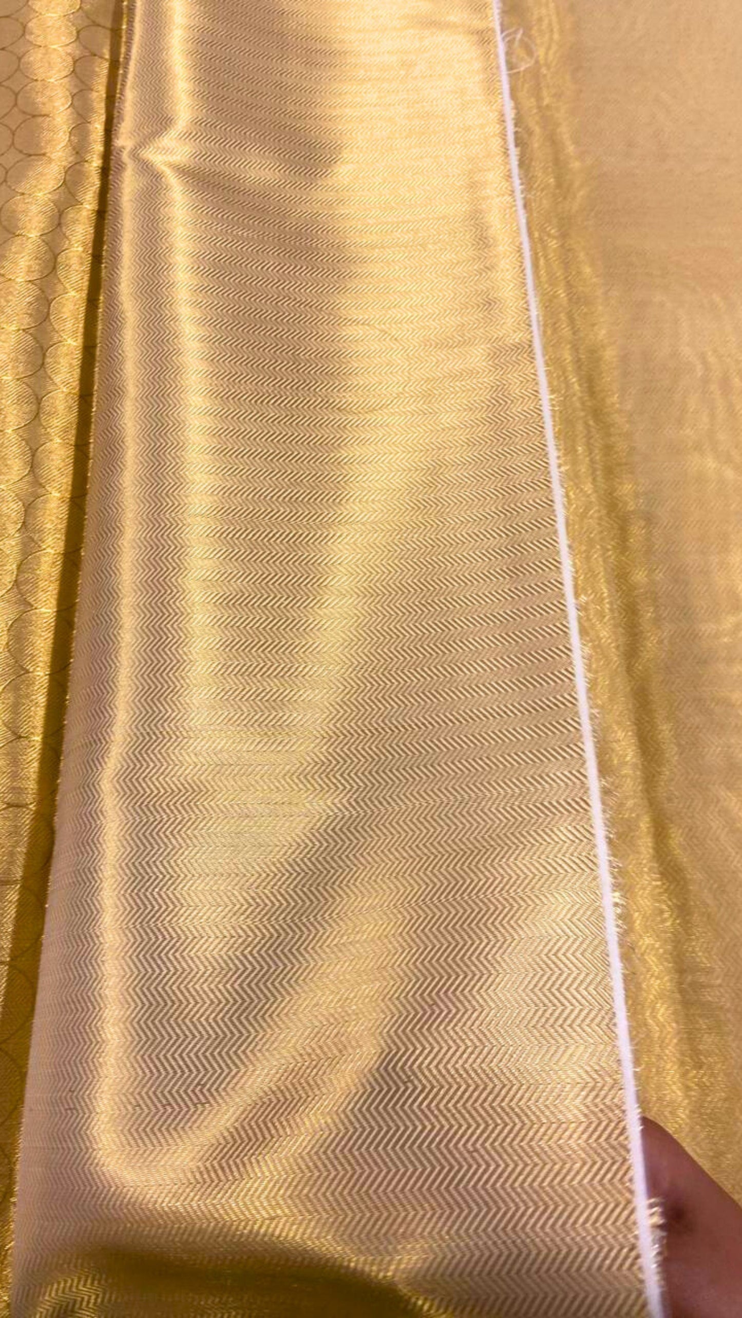 Tissue Brocade saree Kanjeevaram weaving - Off White and Gold