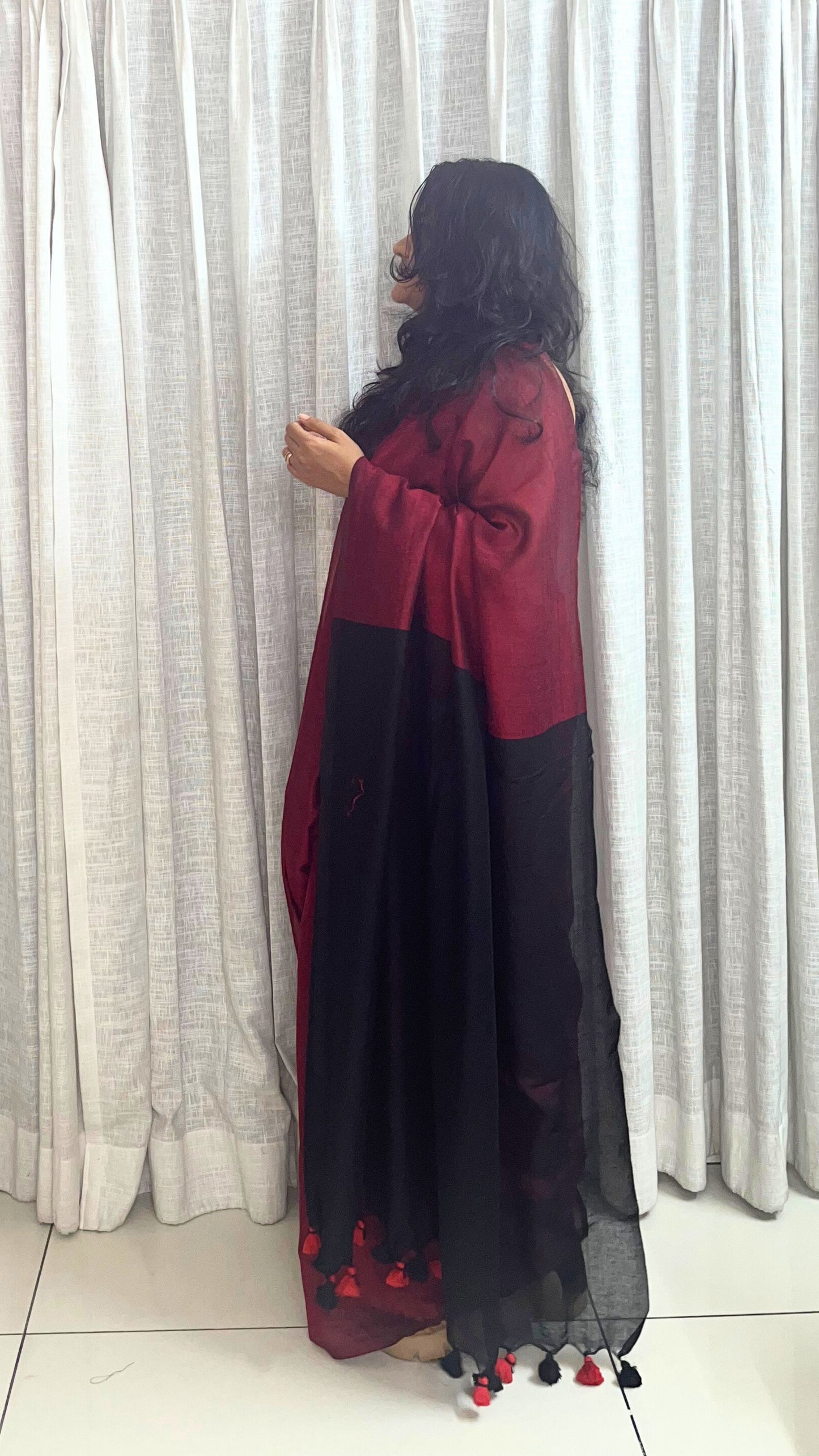 Soft Solid Contrast Cotton saree - Black and Red