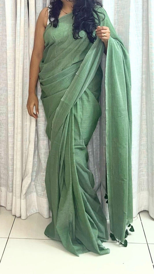 Soft Solid Cotton saree - Shade Green