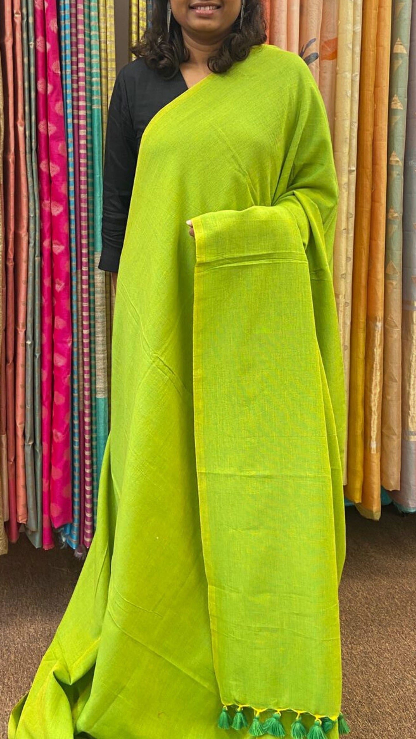 Soft Solid Contrast Cotton saree - Parrot Green and Green